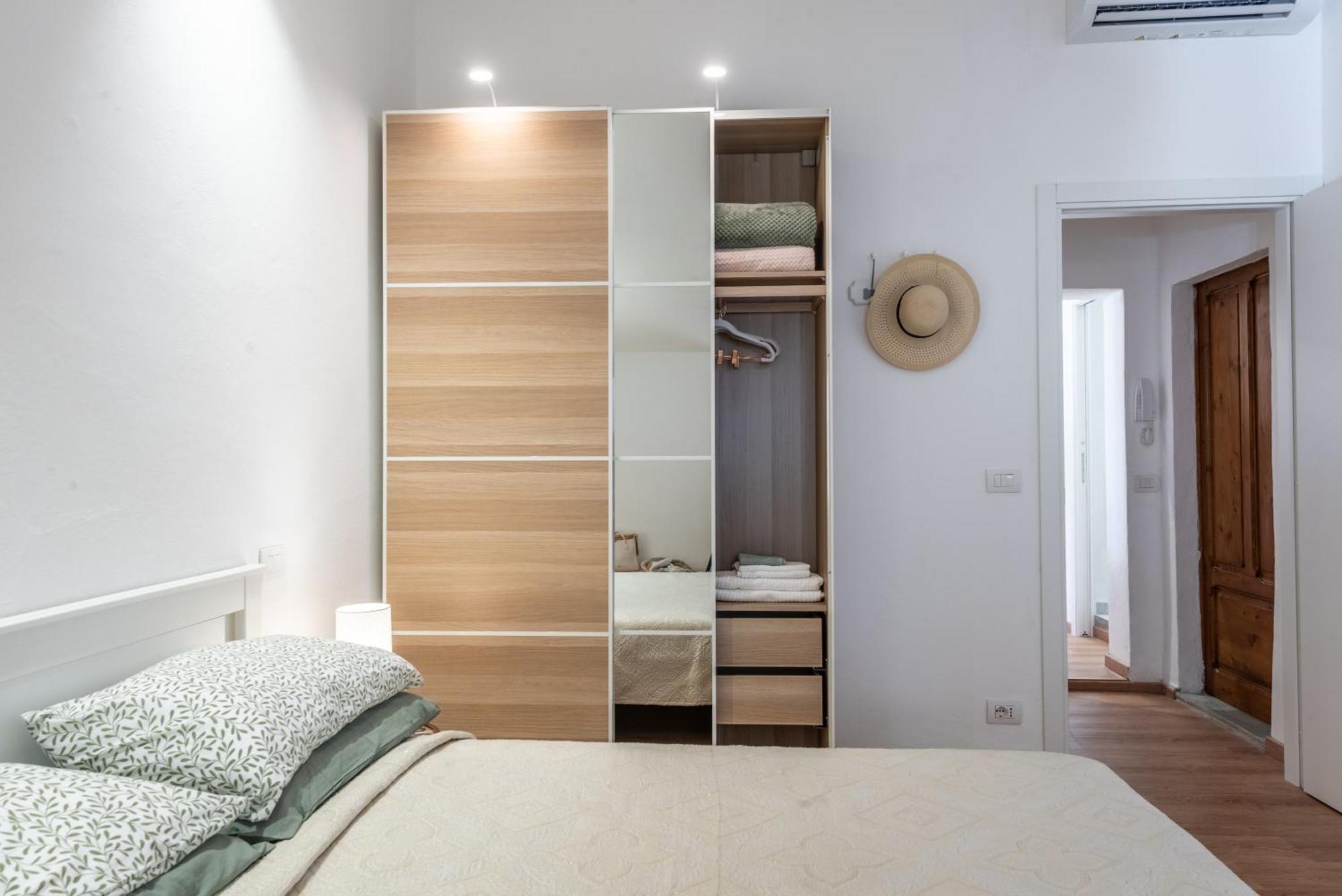 Il Teatro Apartment ซานจีมิญญาโน ภายนอก รูปภาพ